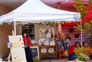 チャリティマルシェ グッズ販売